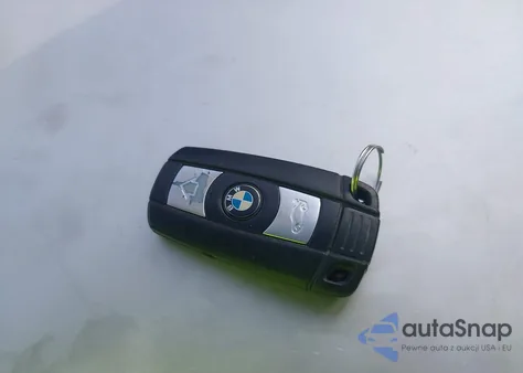 2008 BMW 328I z USA, uszkodzony, nr VIN WBAWR33548P152761